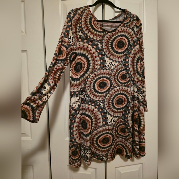Colorful Geometric Long Sleeve Dress - Picture 1 of 2